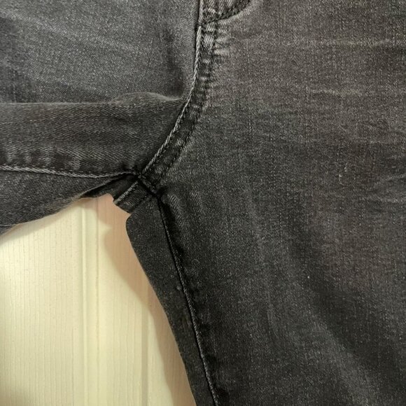 Levi's Women's Denizen Black Wash Modern Super Skinny Stretch Jeans Size 6 - Picture 8 of 9